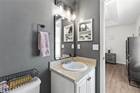 8715 Sheldon Creek Boulevard, Tampa, FL 33615