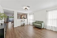 8715 Sheldon Creek Boulevard, Tampa, FL 33615