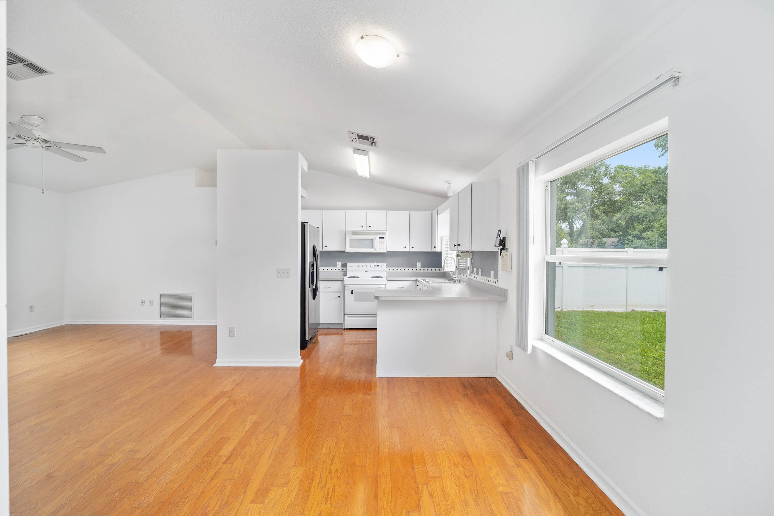 11 Teak Loop Lane, Ocala, FL 34472