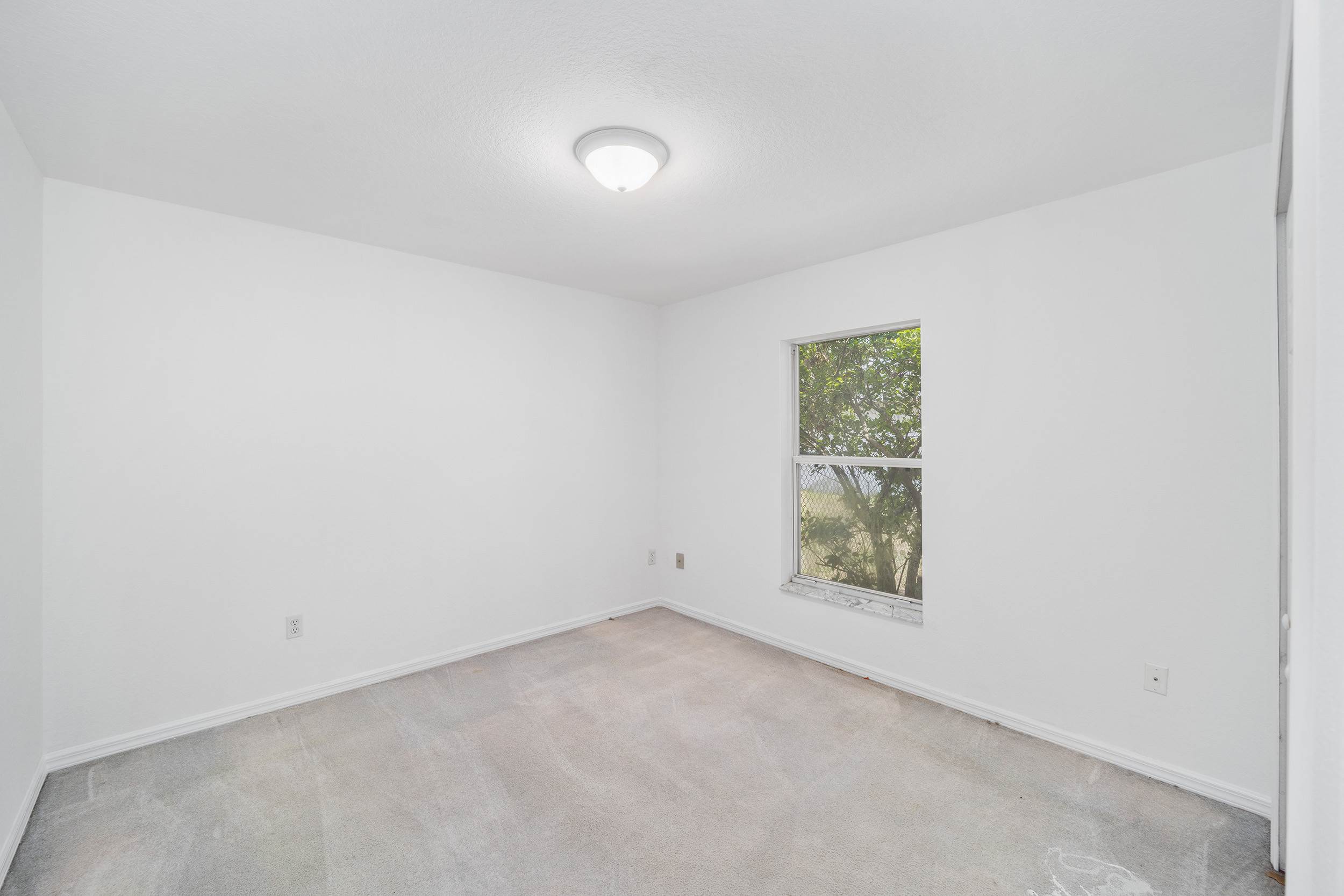 11 Teak Loop Lane, Ocala, FL 34472