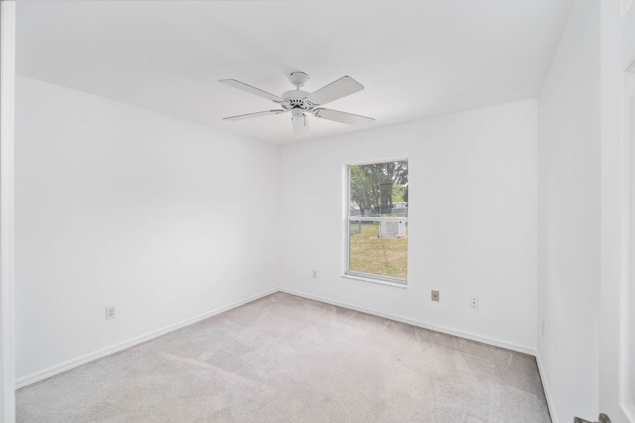 11 Teak Loop Lane, Ocala, FL 34472