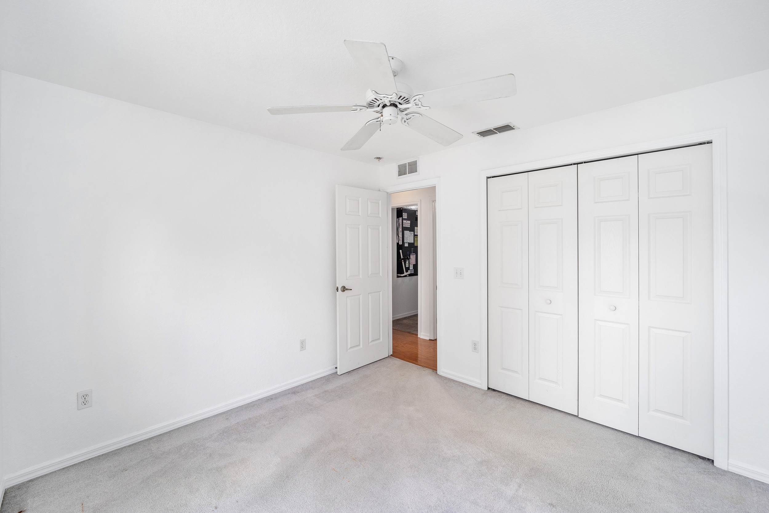 11 Teak Loop Lane, Ocala, FL 34472