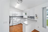 11 Teak Loop Lane, Ocala, FL 34472