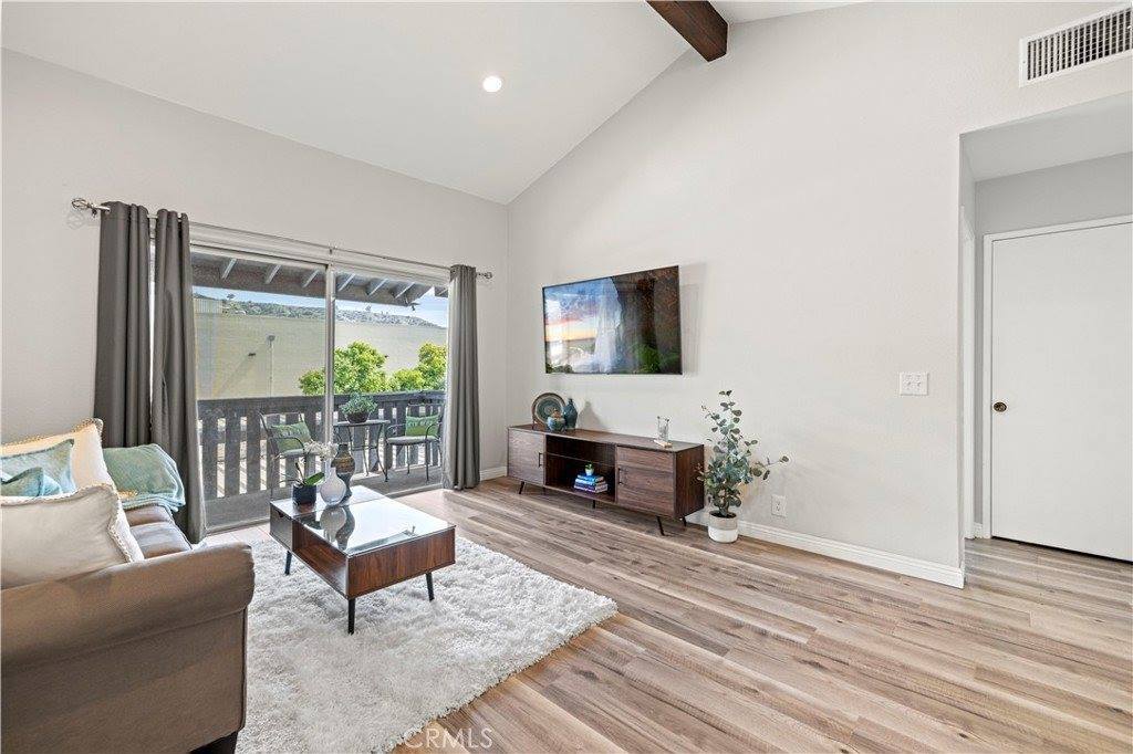 27664 Haskell Canyon Road, Saugus, CA 91350