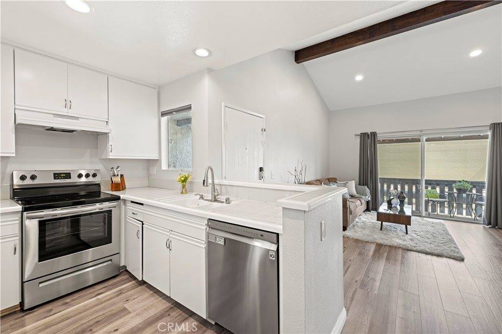 27664 Haskell Canyon Road, Saugus, CA 91350