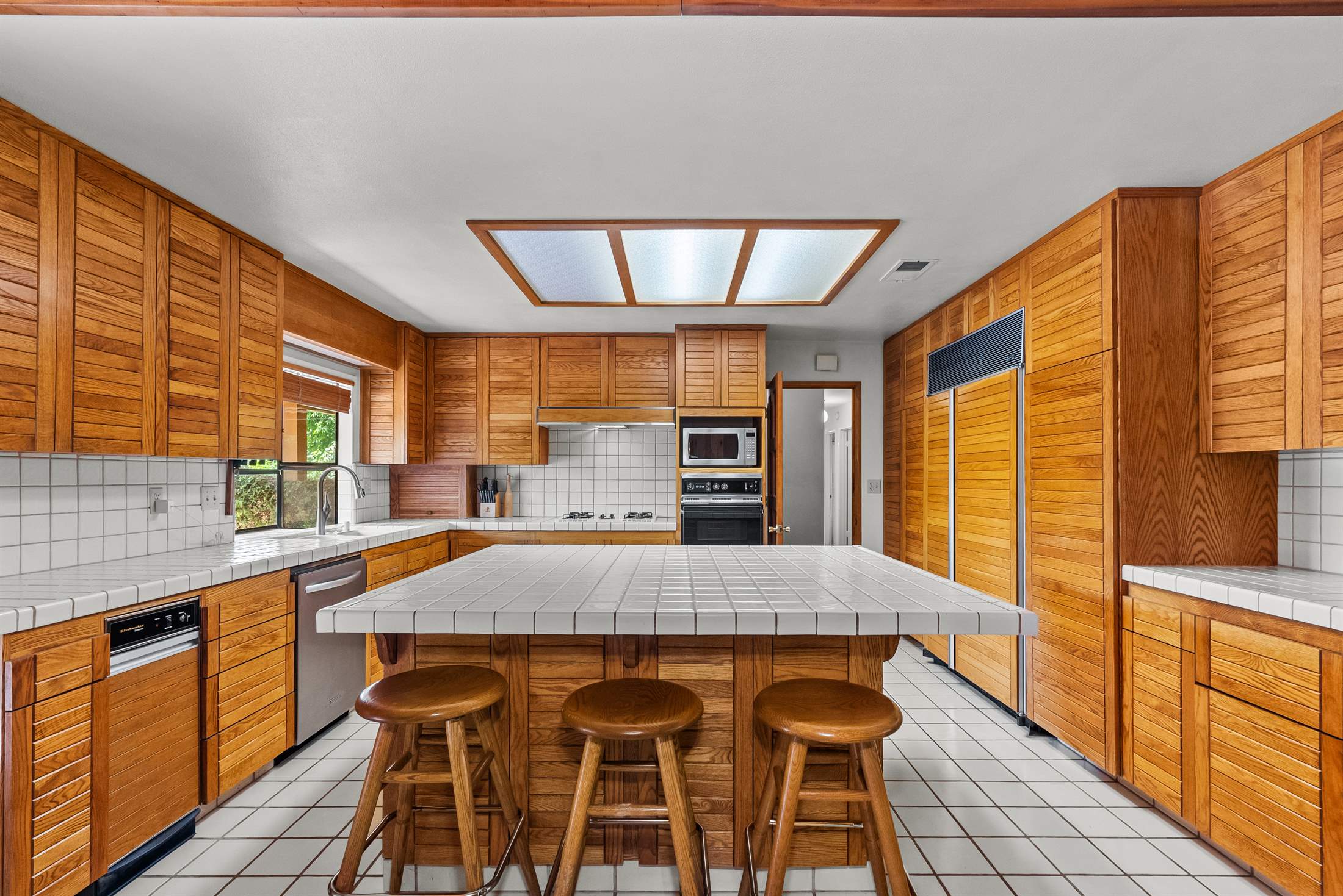 26342 Sand Canyon Rd., Canyon Country, CA 91387