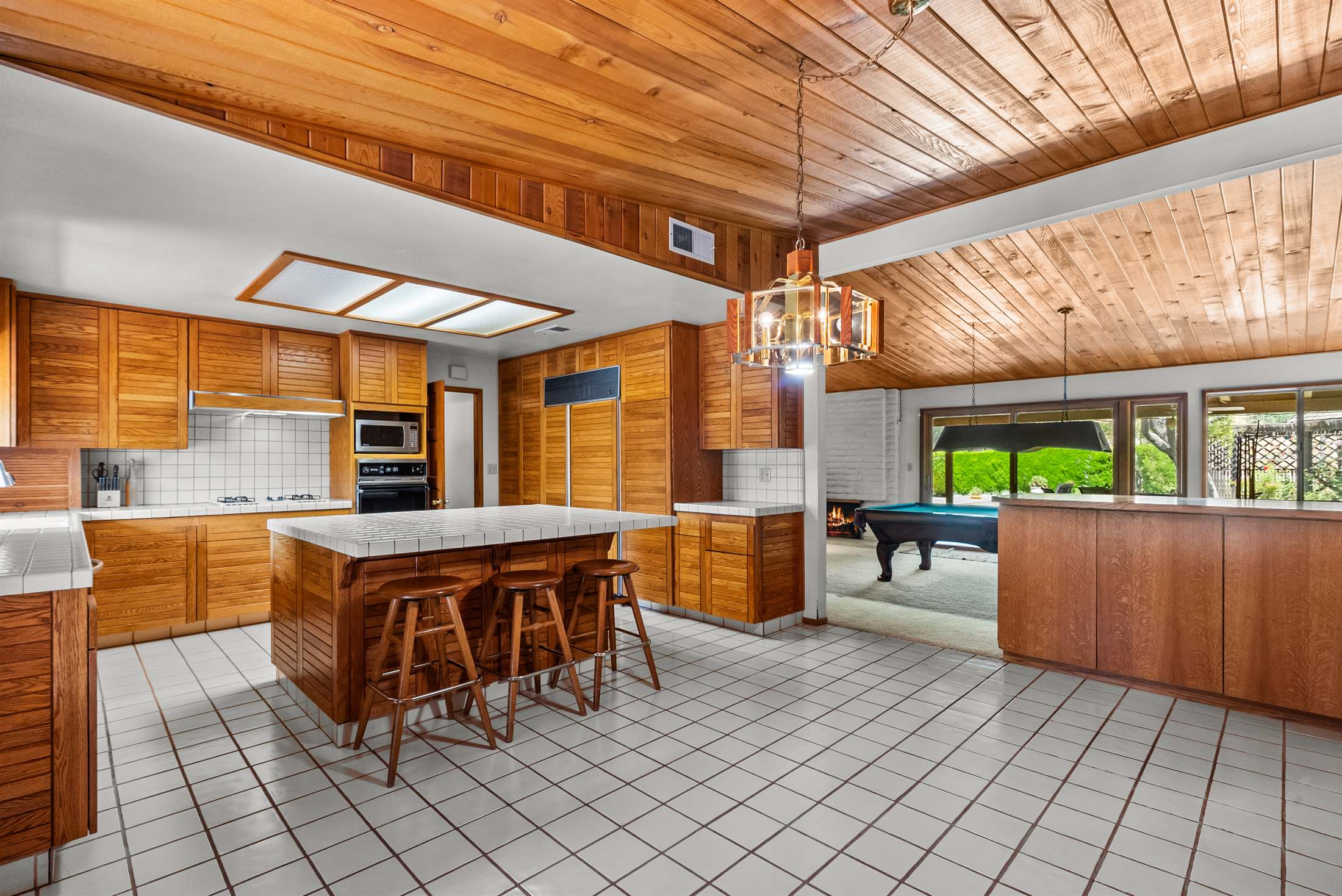 26342 Sand Canyon Rd., Canyon Country, CA 91387