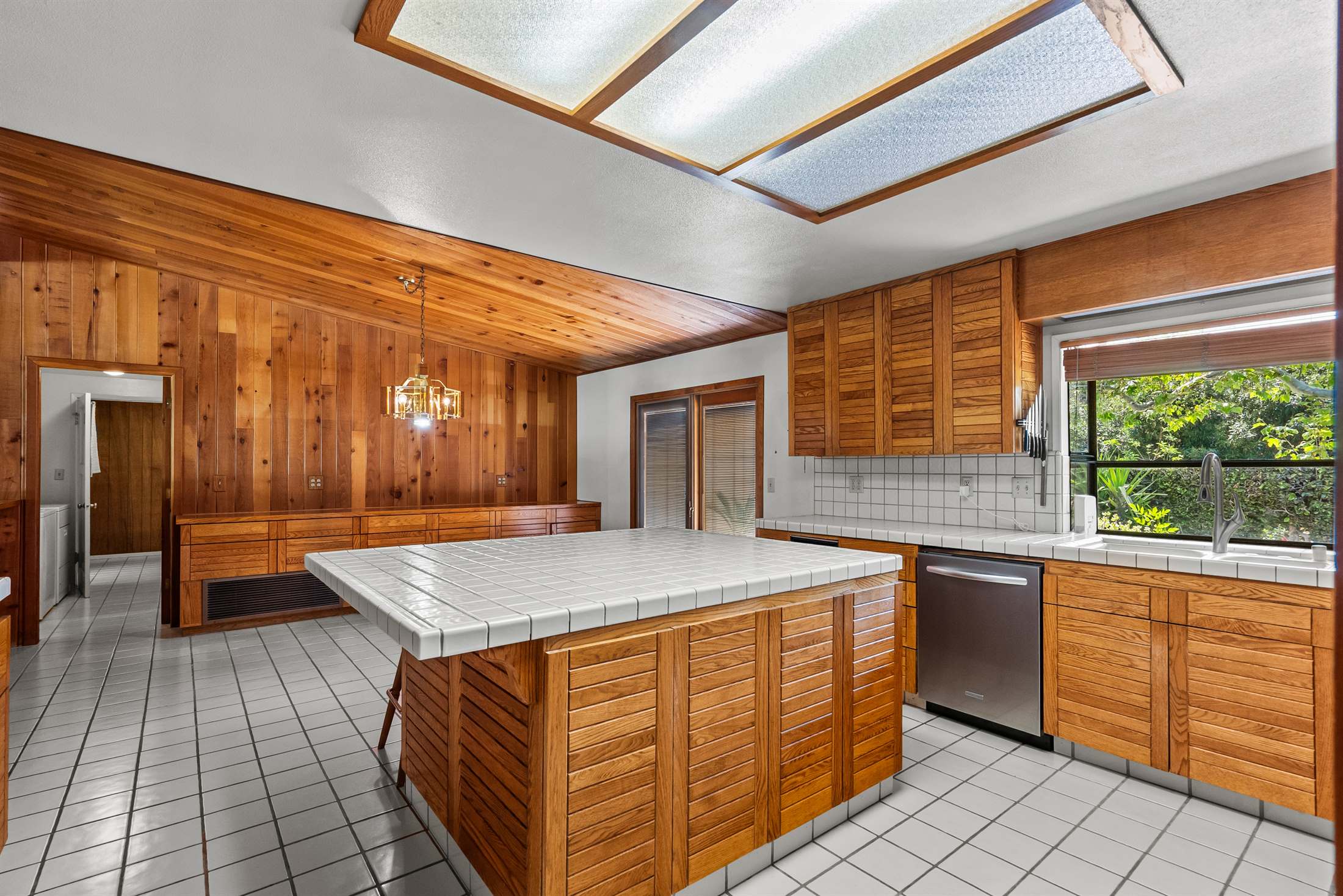 26342 Sand Canyon Rd., Canyon Country, CA 91387