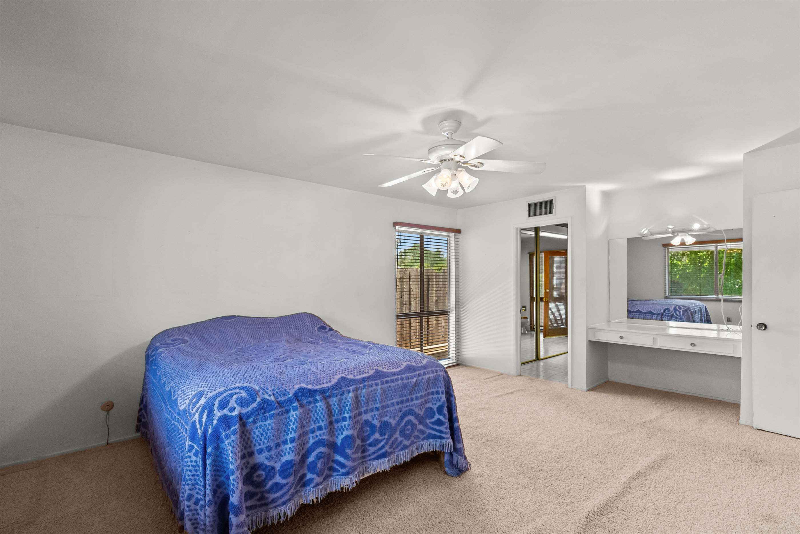 26342 Sand Canyon Rd., Canyon Country, CA 91387