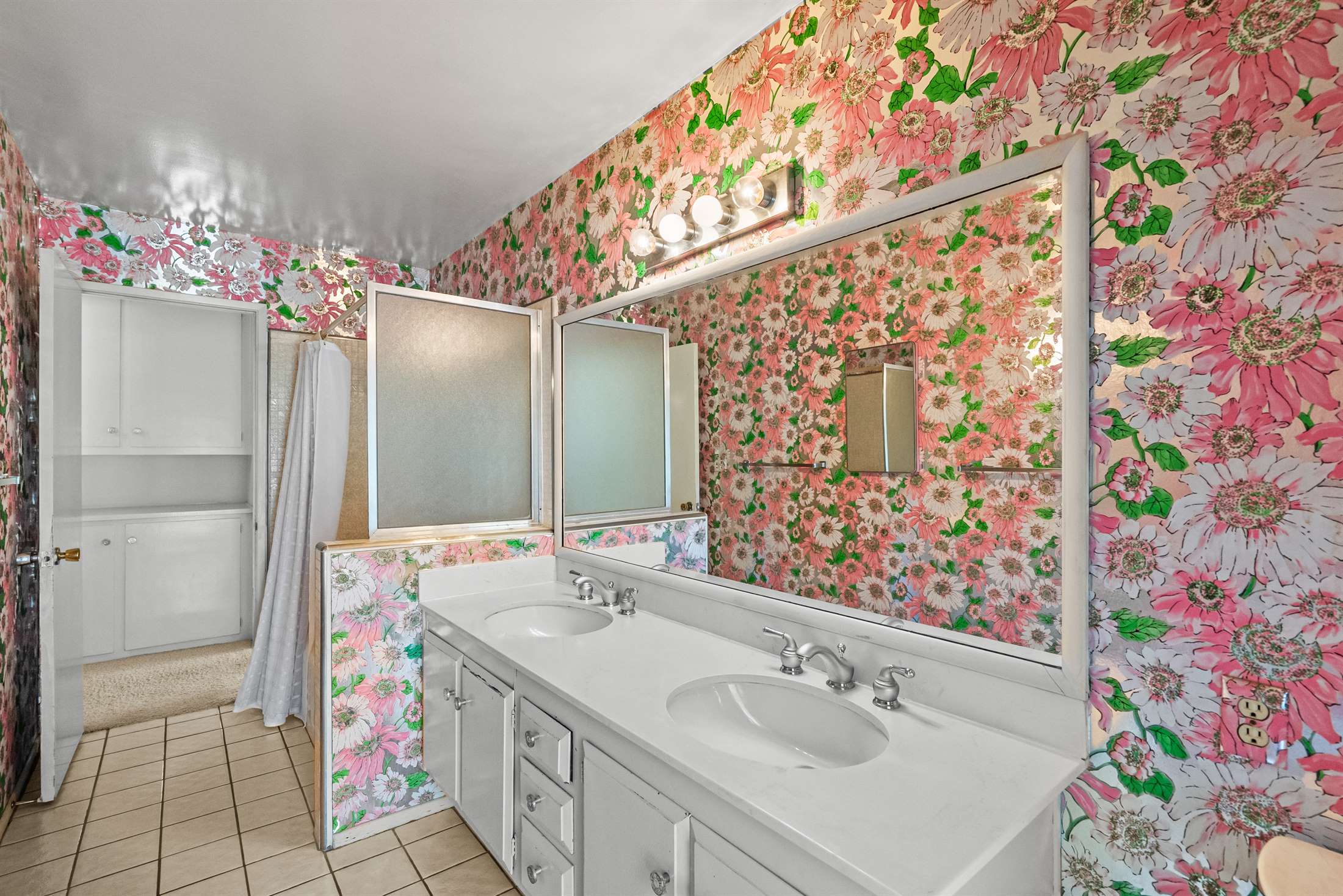 26342 Sand Canyon Rd., Canyon Country, CA 91387