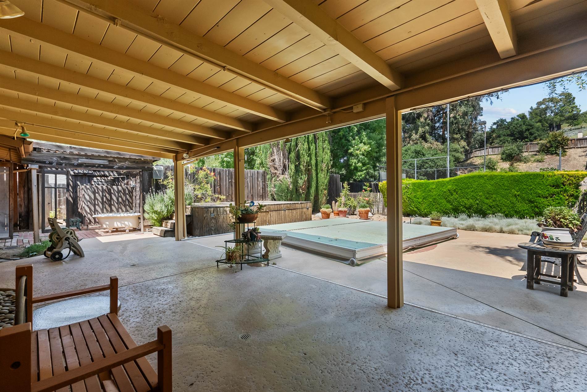 26342 Sand Canyon Rd., Canyon Country, CA 91387