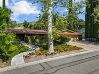 26342 Sand Canyon Rd., Canyon Country, CA 91387