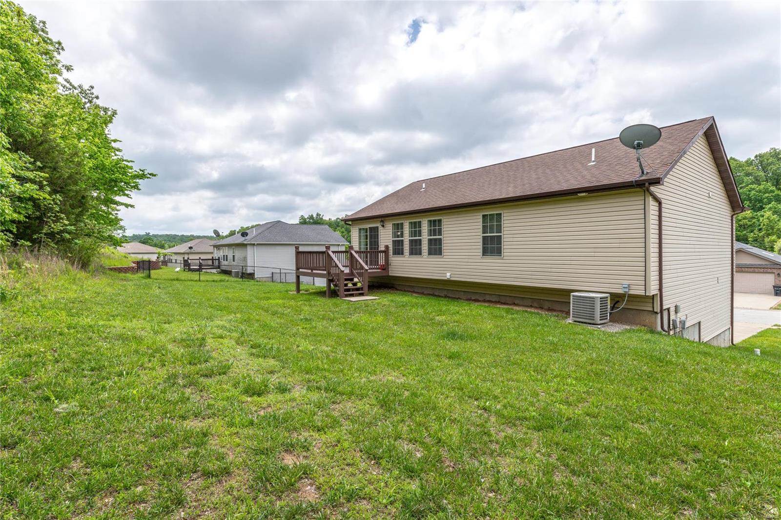 119 Sycamore Drive, Saint Robert, MO 65584