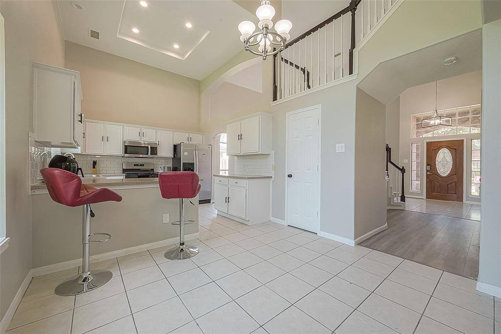 1915 Laurel Brook Lane, Houston, TX 77014