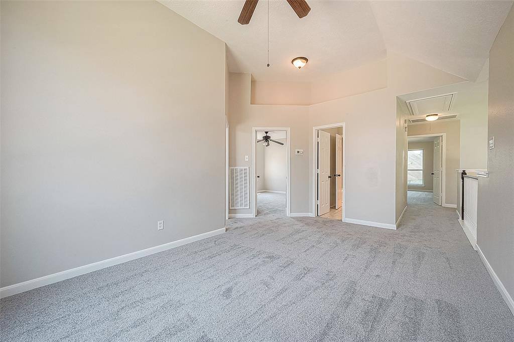 1915 Laurel Brook Lane, Houston, TX 77014