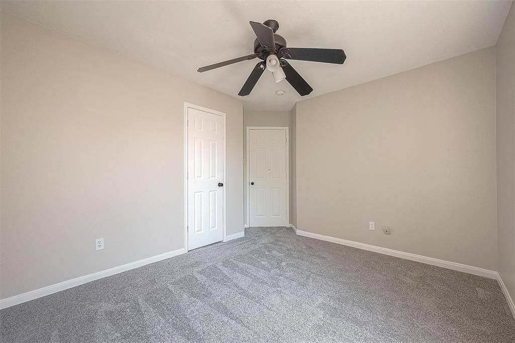 1915 Laurel Brook Lane, Houston, TX 77014