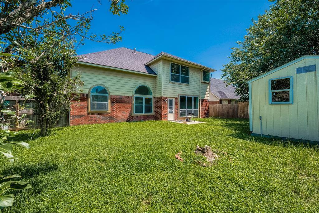 1915 Laurel Brook Lane, Houston, TX 77014