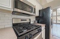 1915 Laurel Brook Lane, Houston, TX 77014