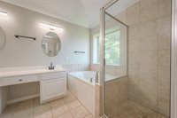 1915 Laurel Brook Lane, Houston, TX 77014