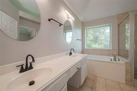 1915 Laurel Brook Lane, Houston, TX 77014