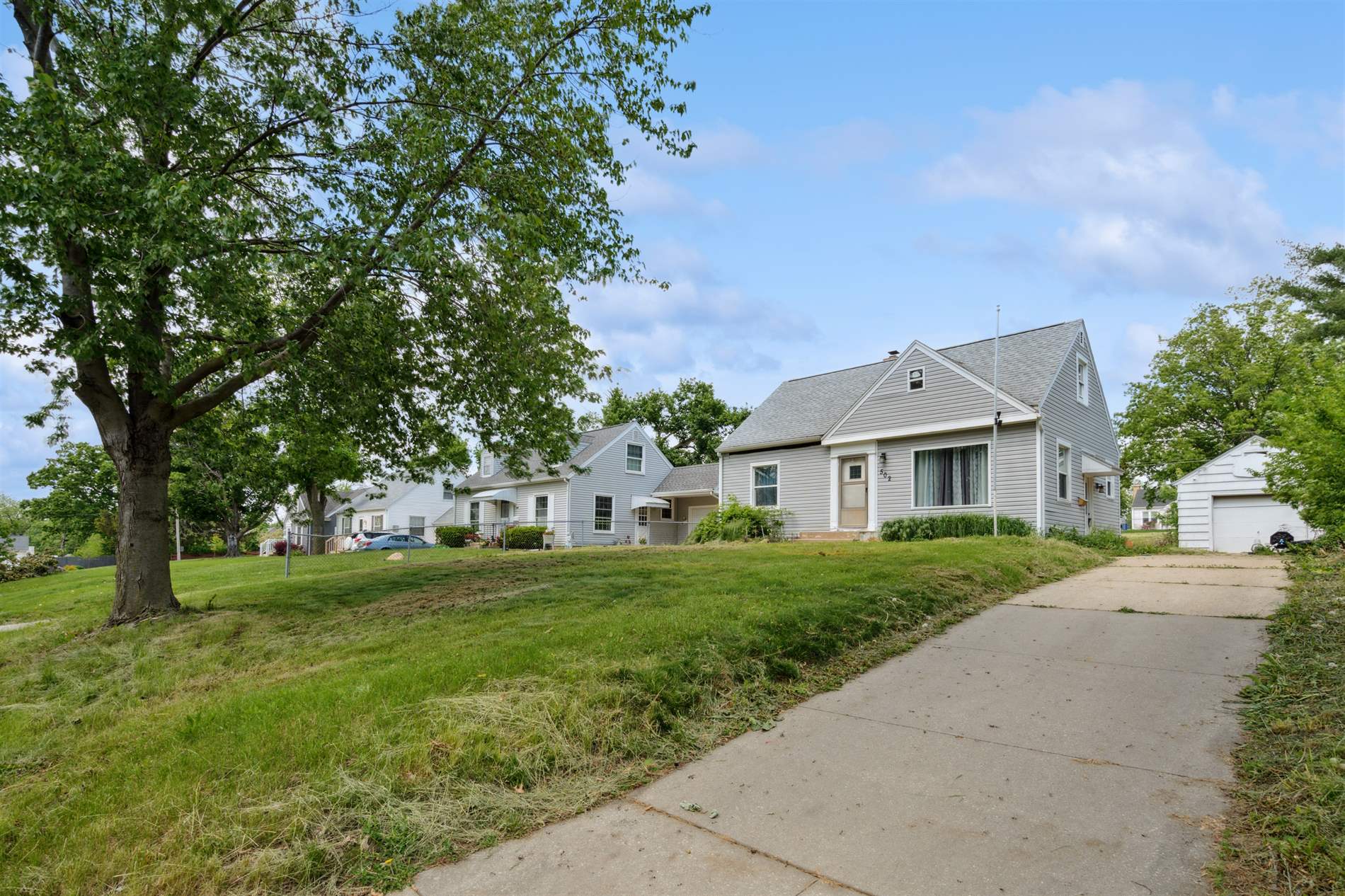 502 36th Street NE, Cedar Rapids, IA 52402
