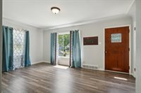 502 36th Street NE, Cedar Rapids, IA 52402