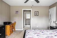 64 Manansis View, Glenburn, ME 04401