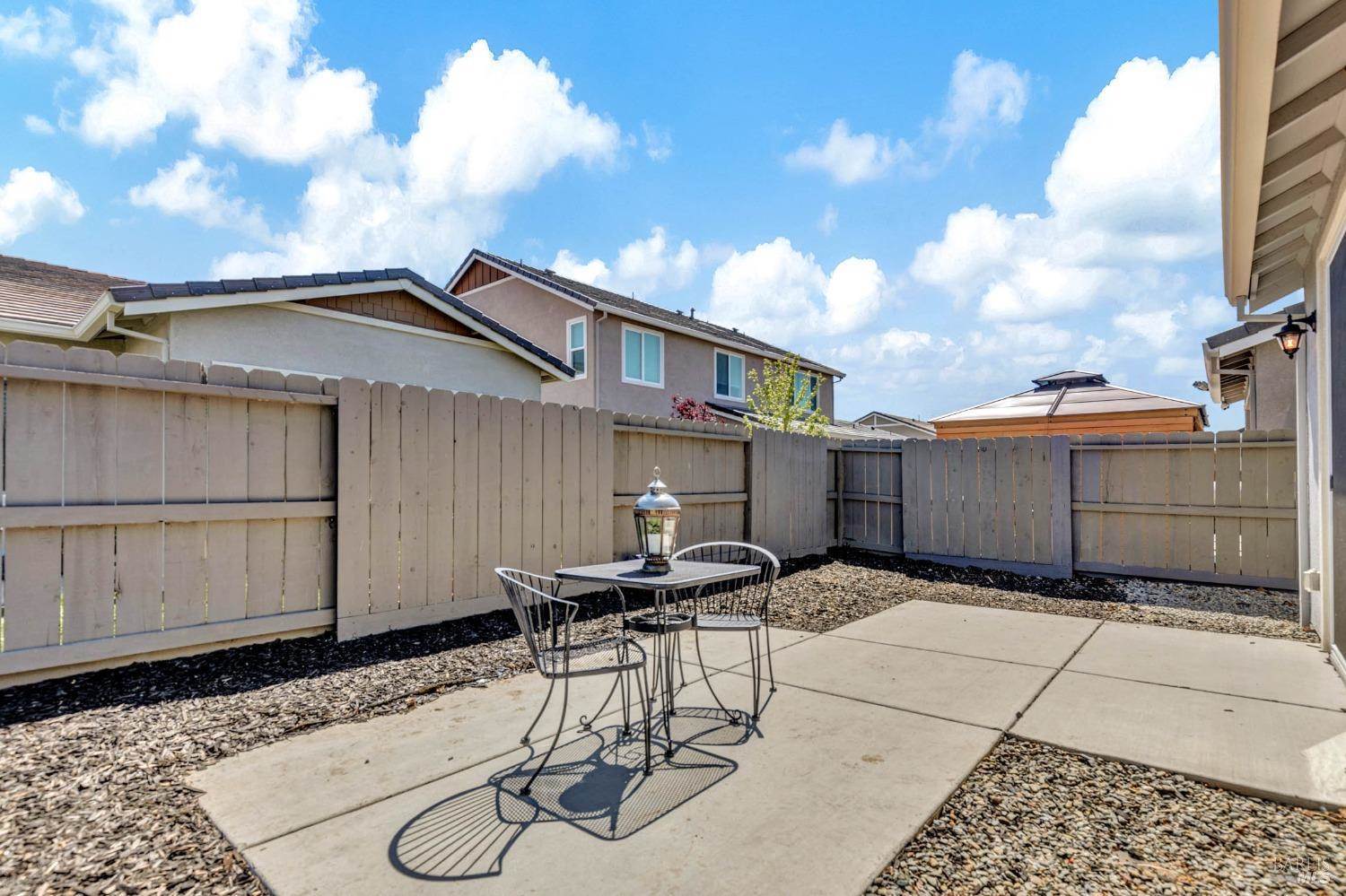 673 Periwinkle Drive, Vacaville, CA 95687
