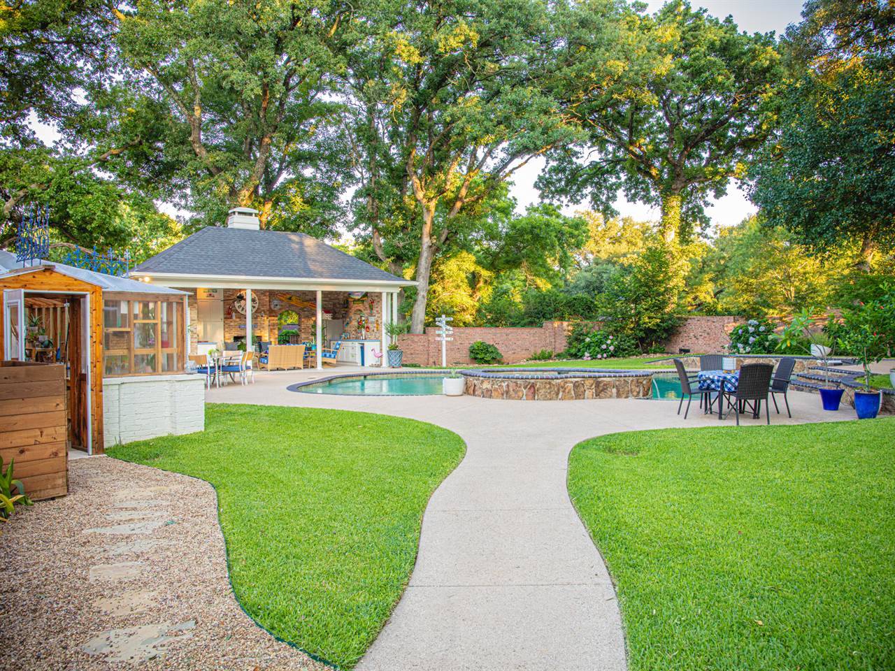 711 Gabriel Drive, Tyler, TX 75701