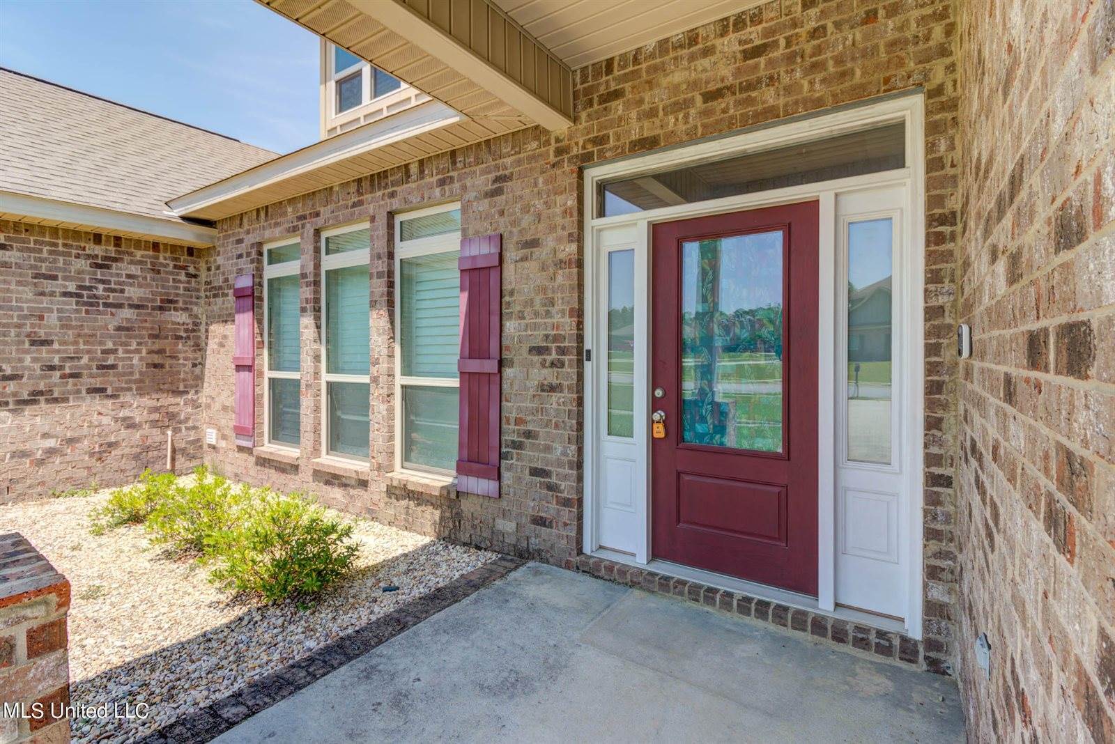 13438 Mayfair Lane, Biloxi, MS 39532