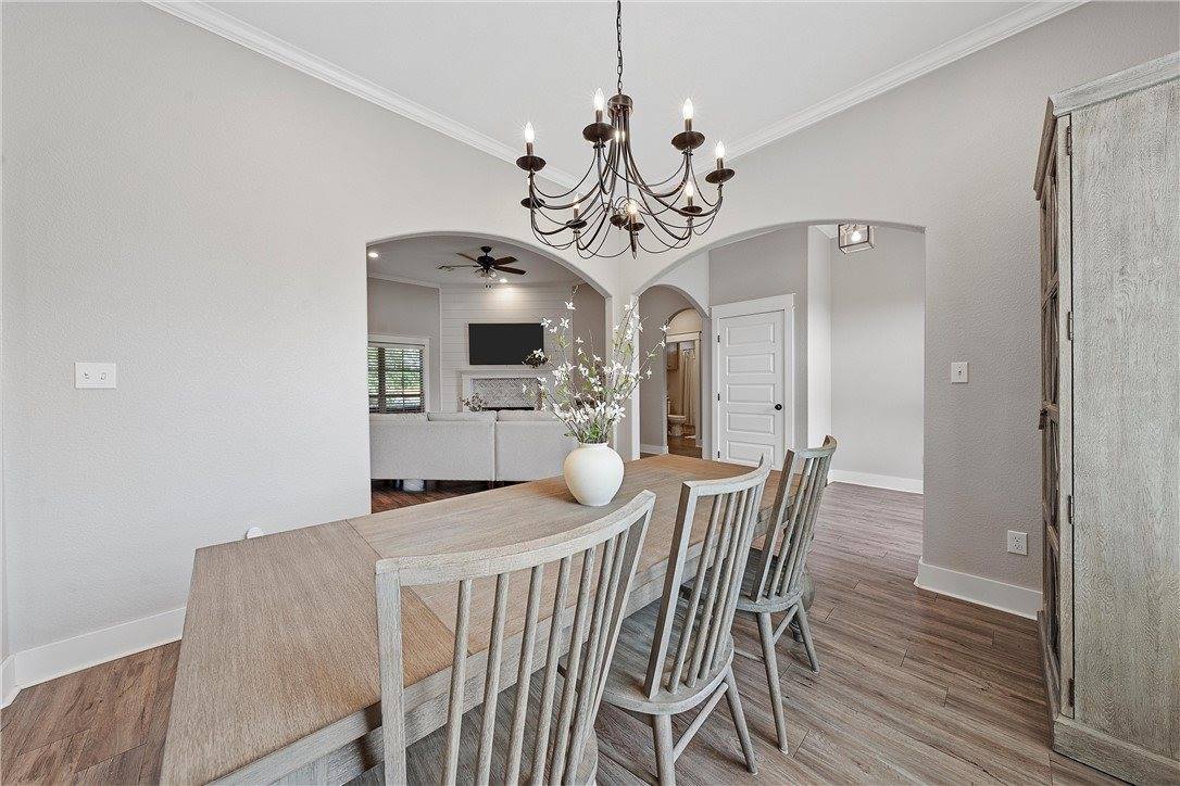 17 North Shore Circle, Waco, TX 76708