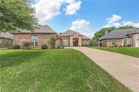 17 North Shore Circle, Waco, TX 76708