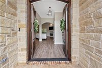 17 North Shore Circle, Waco, TX 76708