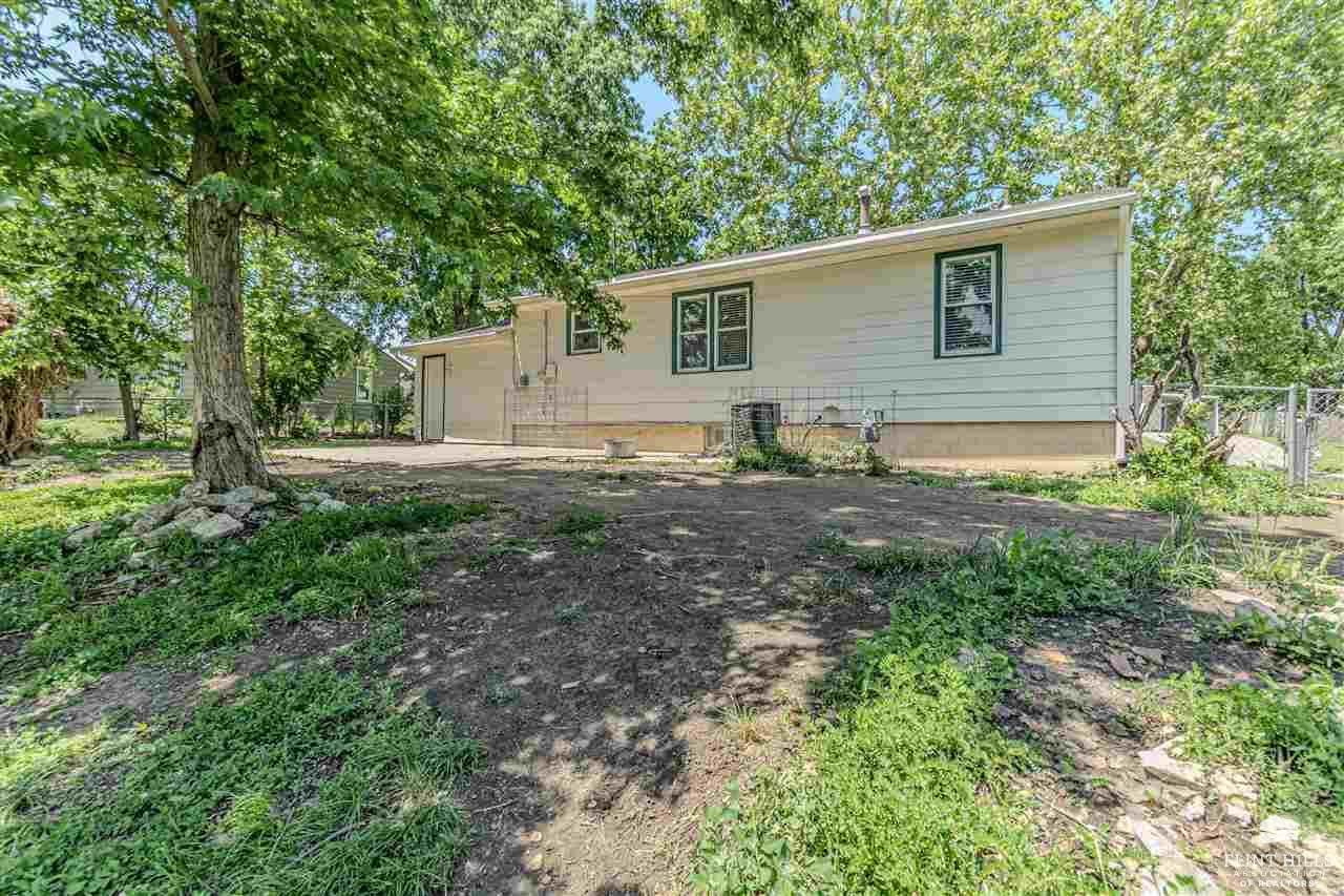 521 Sheridan Drive, Junction City, KS 66441