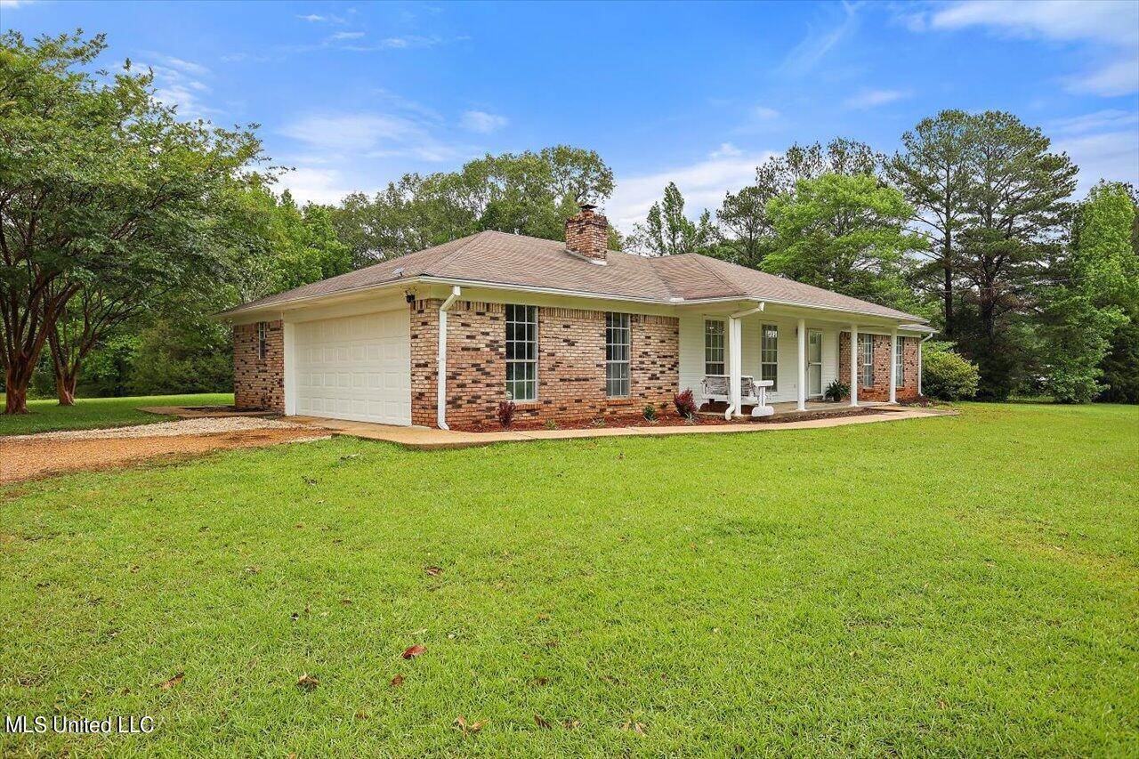 122 Wild Bird Lane, Brandon, MS 39042