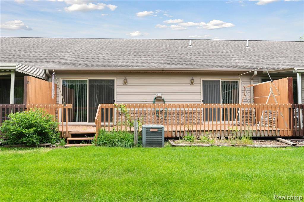 19100 Otto Court, Huron Township, MI 48164