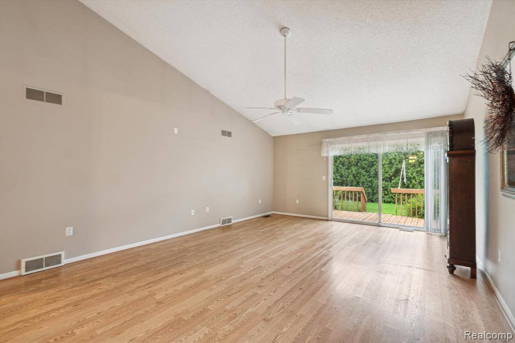 19100 Otto Court, Huron Township, MI 48164