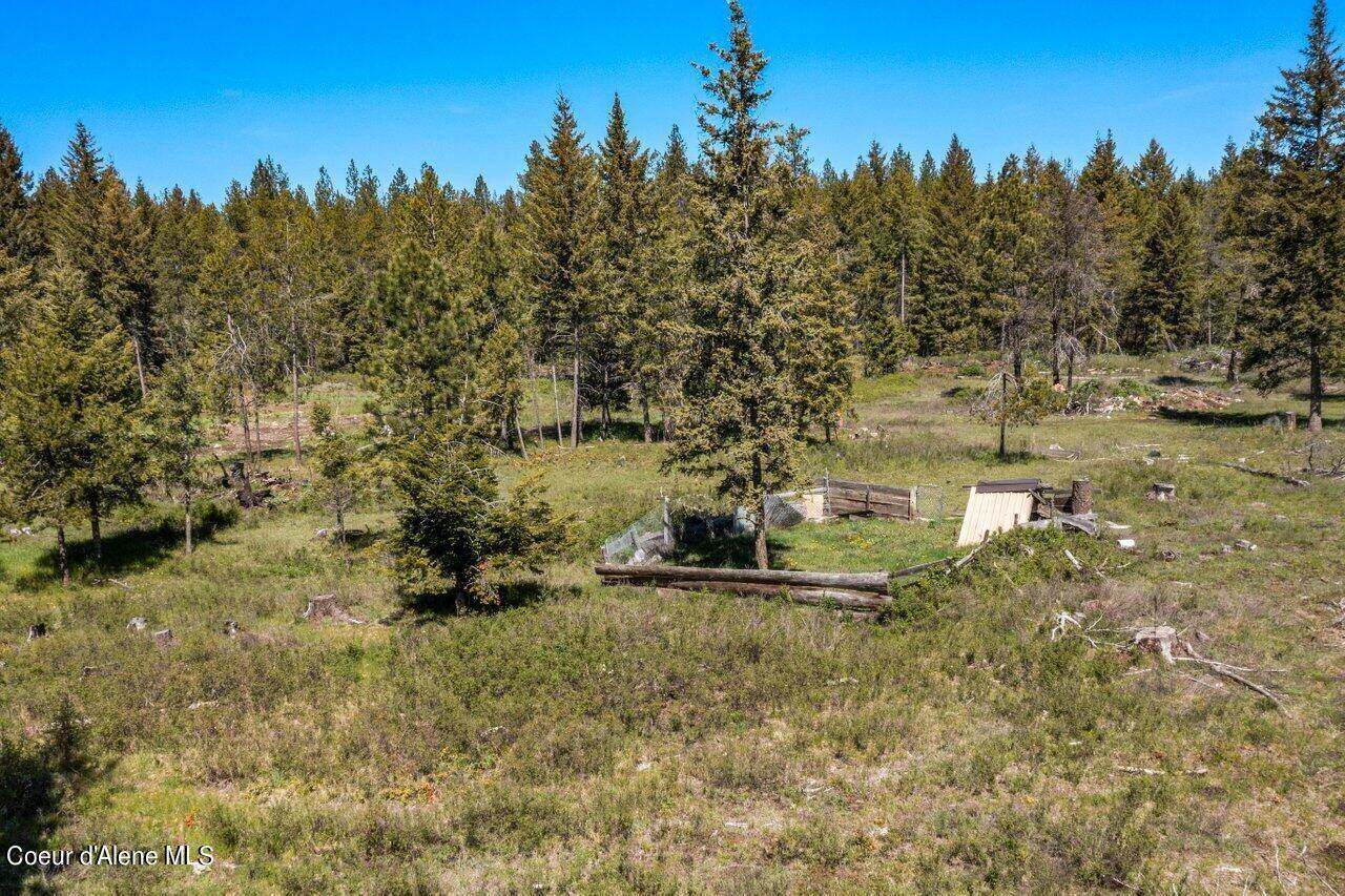 737 Torrens Trl, Spirit Lake, ID 83869