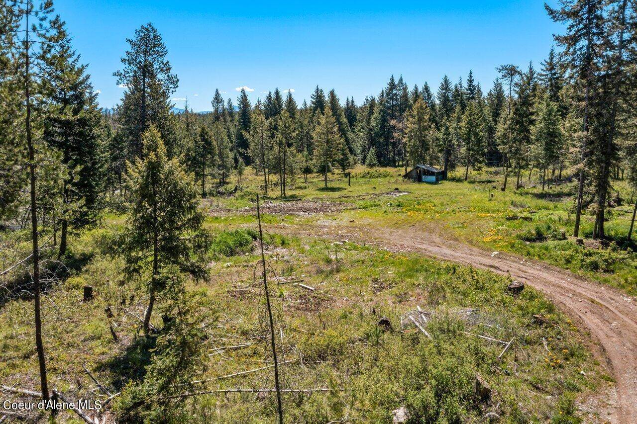 737 Torrens Trl, Spirit Lake, ID 83869