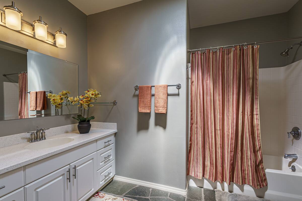 71-1713 Puu Lani Dr, Kailua-Kona, HI 96740