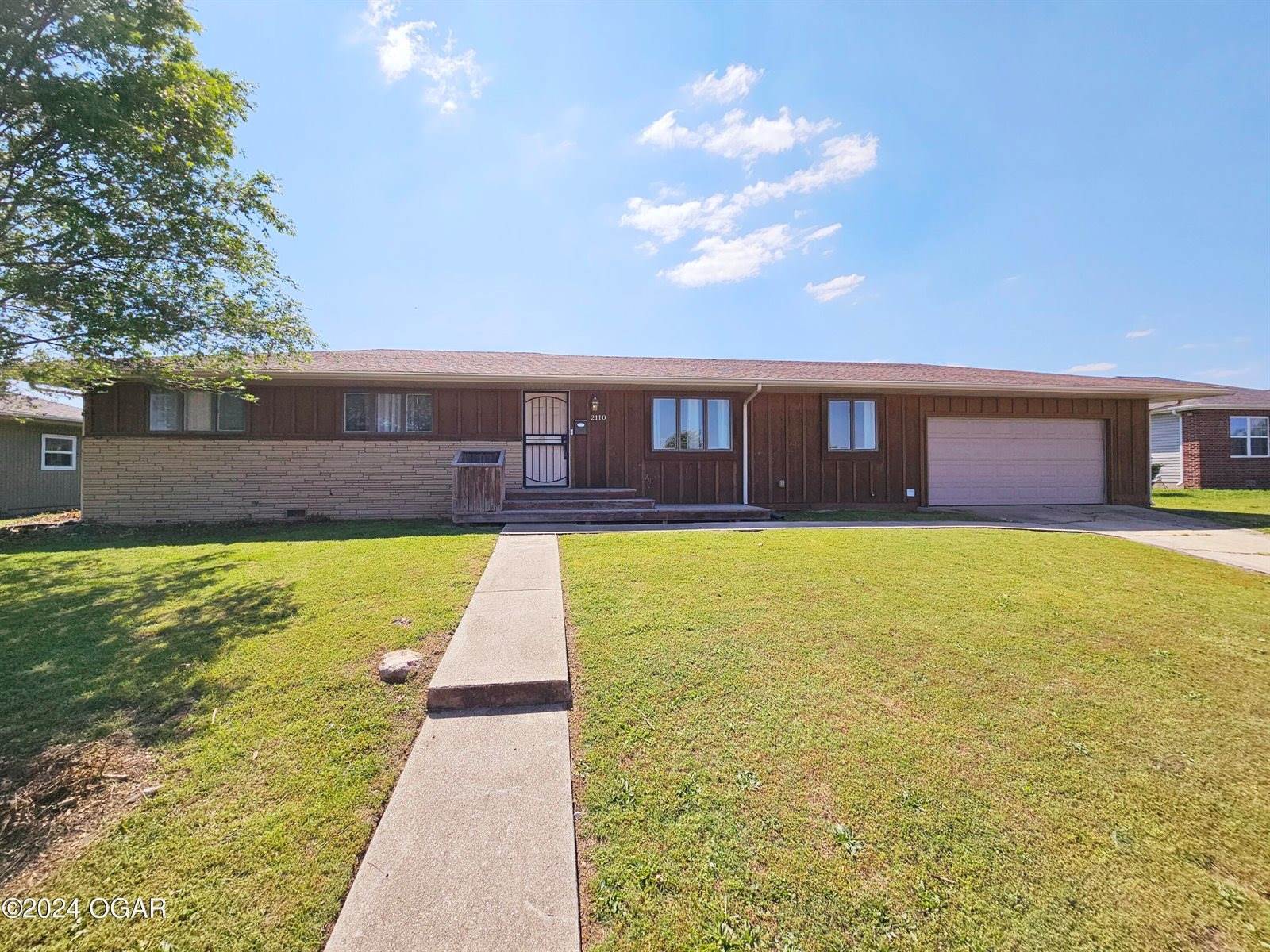 2110 South Ozark Avenue, Joplin, MO 64804