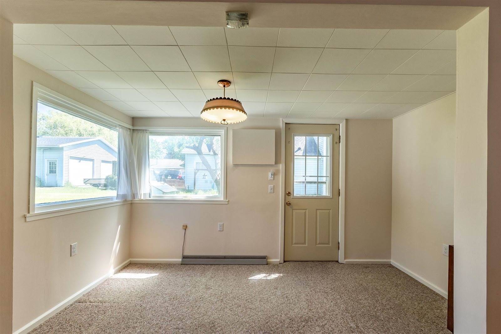 1642 Oak Street, Almond, WI 54909