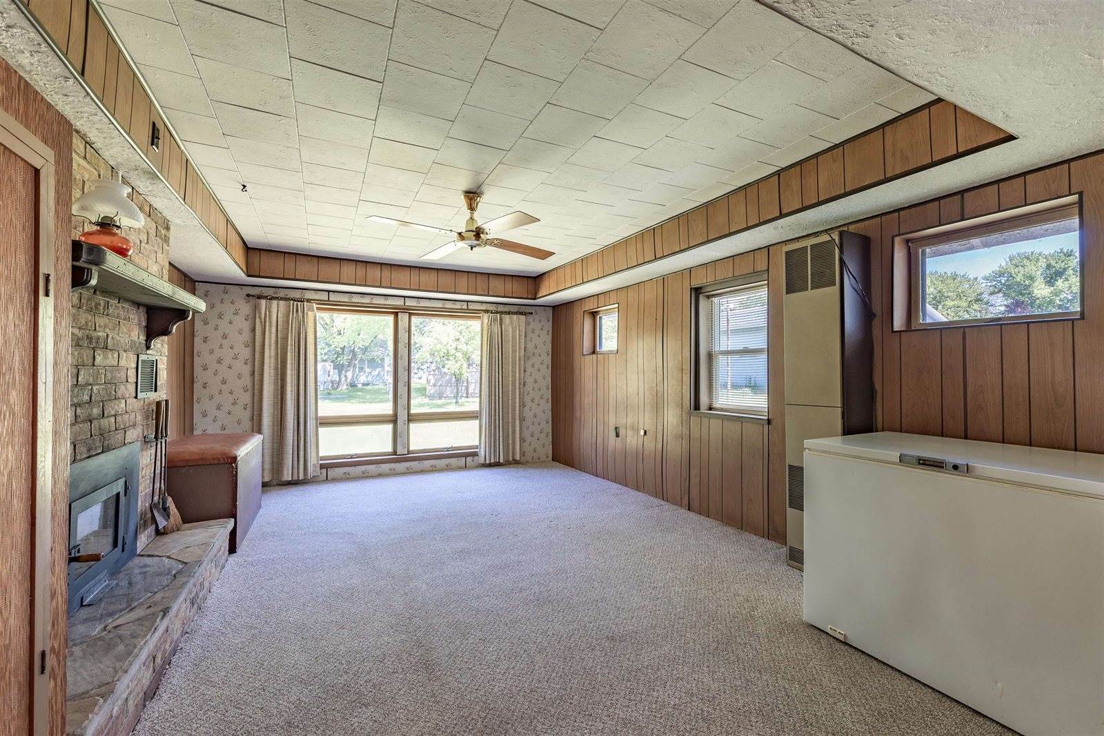 1642 Oak Street, Almond, WI 54909