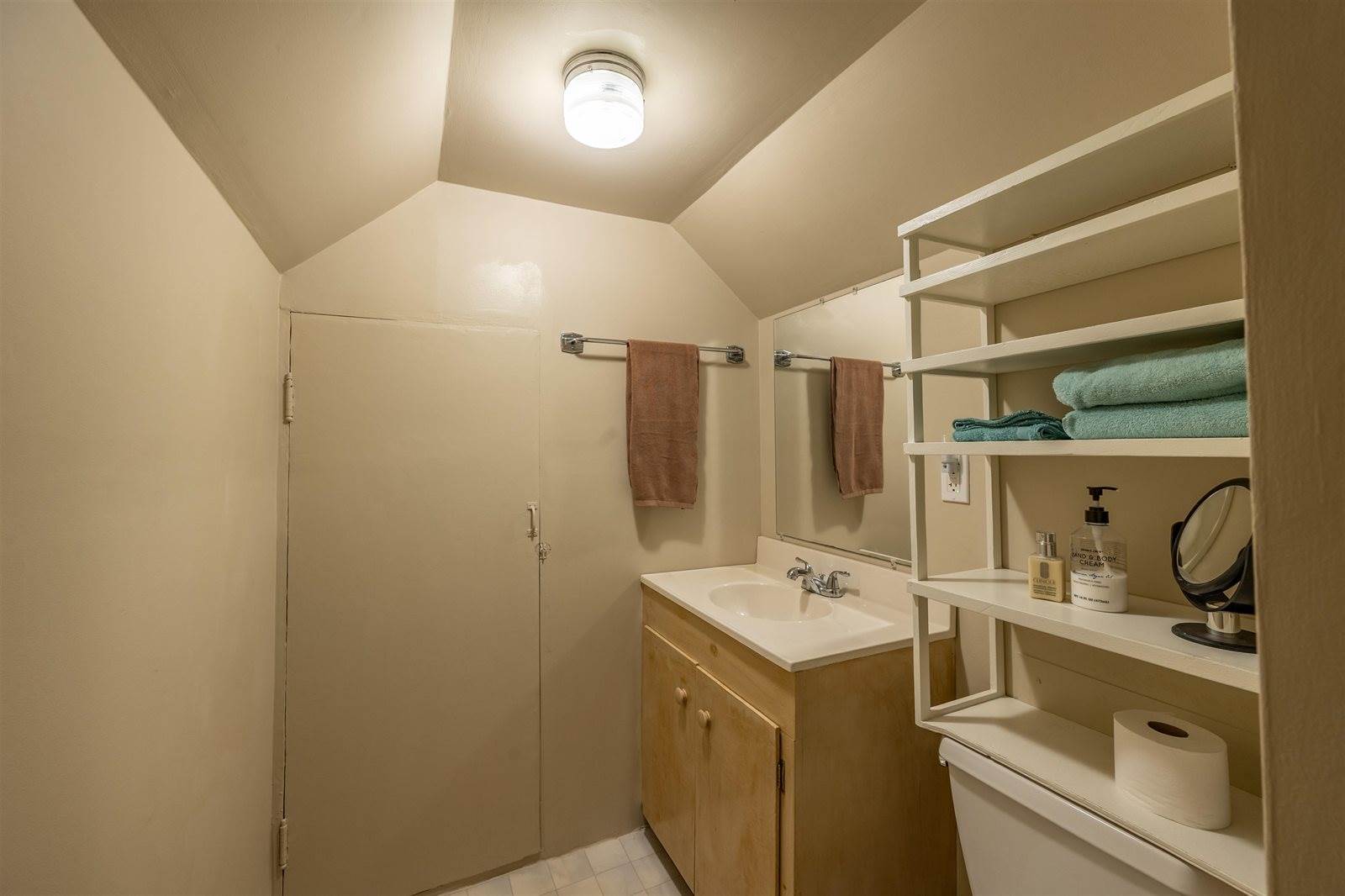 1642 Oak Street, Almond, WI 54909