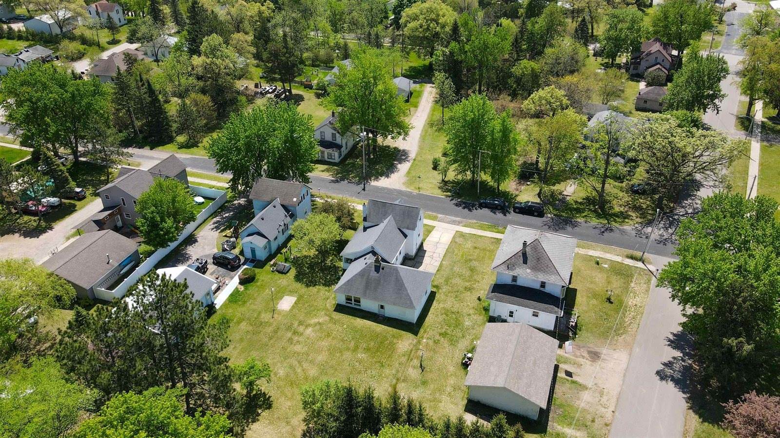 1642 Oak Street, Almond, WI 54909