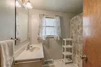 1642 Oak Street, Almond, WI 54909