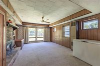 1642 Oak Street, Almond, WI 54909