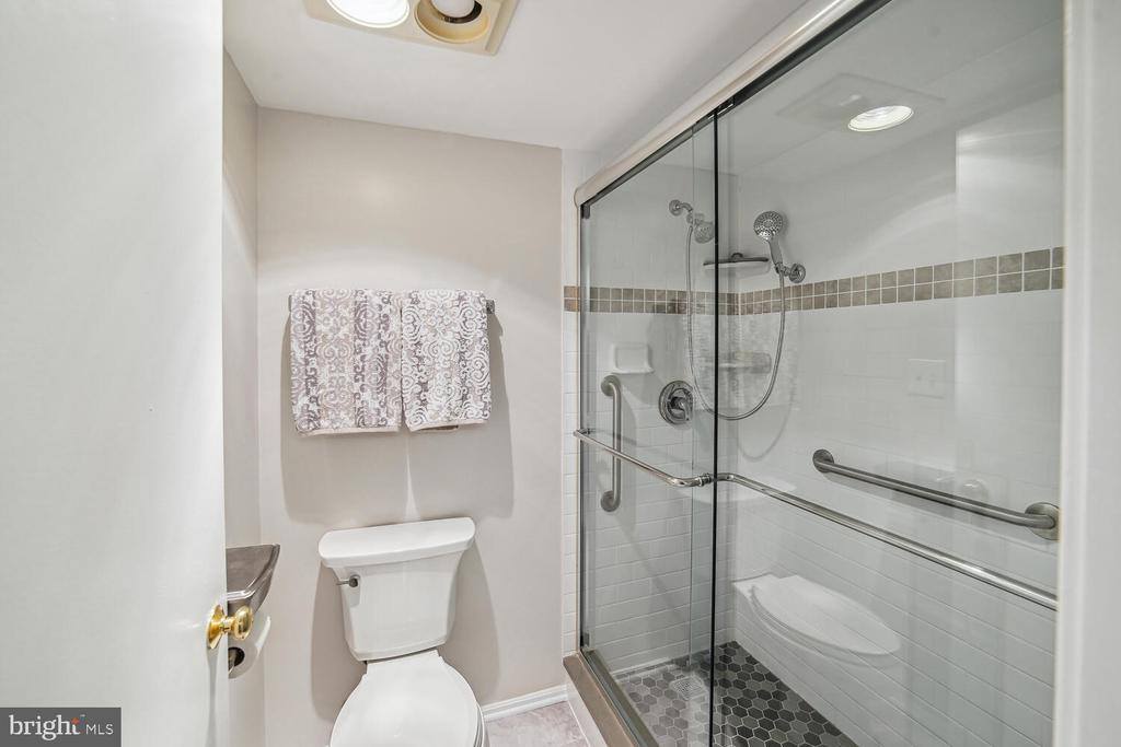 3310 North Leisure World Boulevard, Silver Spring, MD 20906