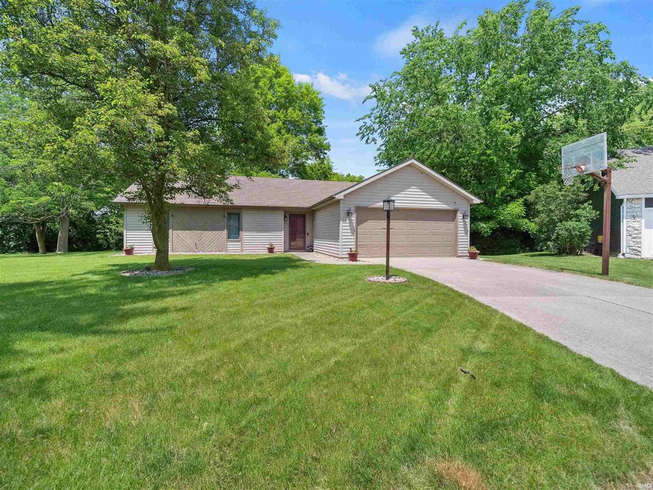 6217 Bellingham Lane, Fort Wayne, IN 46835