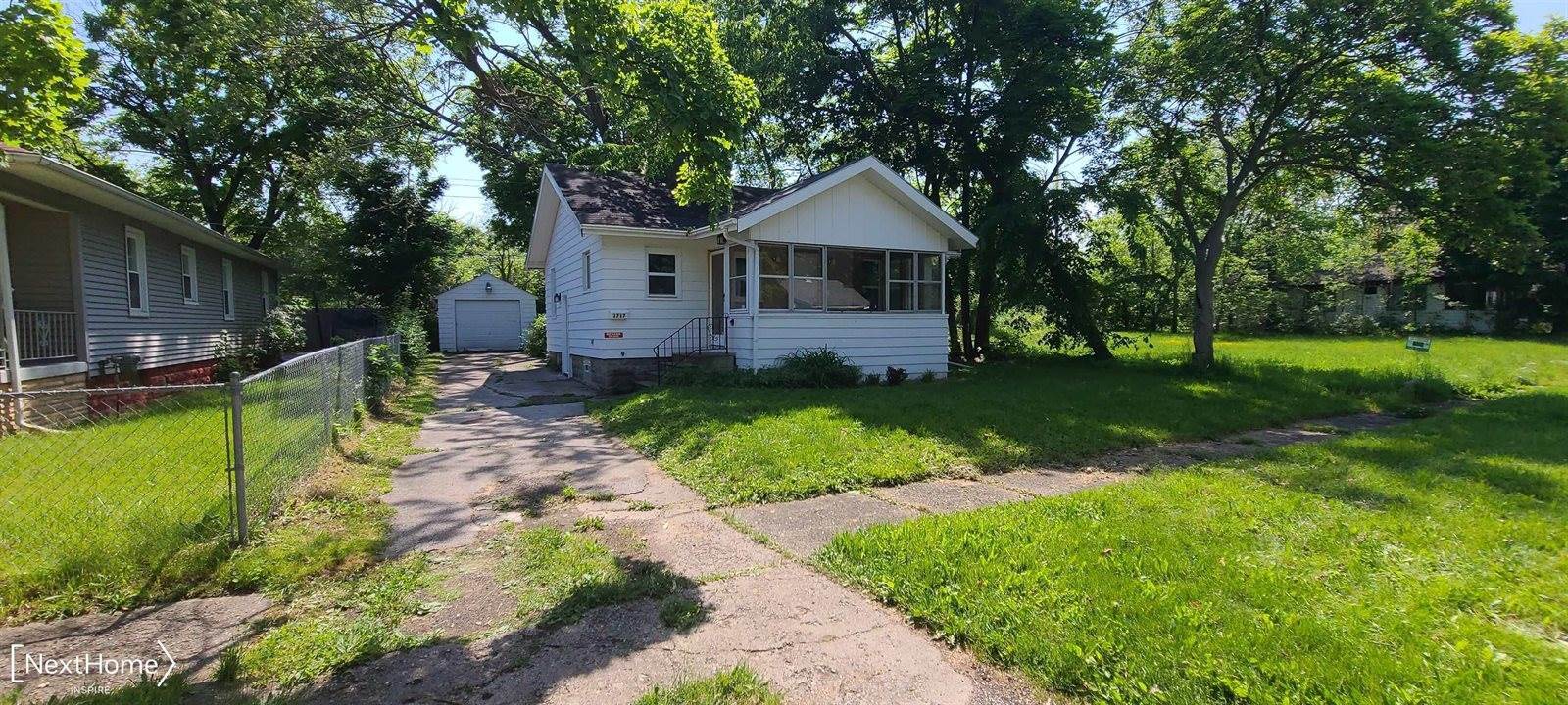 1717 Wolcott Street, Flint, MI 48504